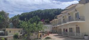 Nespecifikovaný výhled na hory nebo výhled na hory při pohledu z apartmánu