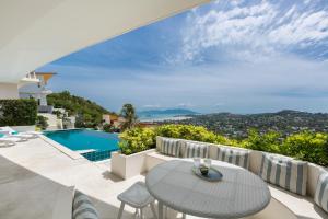 Příroda nedaleko vily