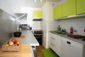 Dapur atau dapur kecil di Les 2 alpes appartement entier 6pers. +6 gambar