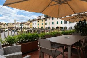 Restavracija oz. druge možnosti za prehrano v nastanitvi Suite Greve in Chianti