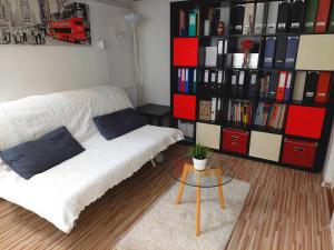 Stanka's studio close to Opera 1065 Budapest, Nagymező utca 25 I/2 kép - 2