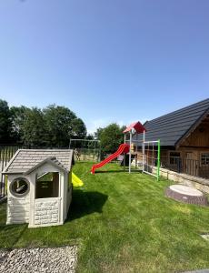 Detský kútik v ubytovaní Dom Wczasowy U Eli - ruska bania, sauna na wyłączność, basen podgrzewany