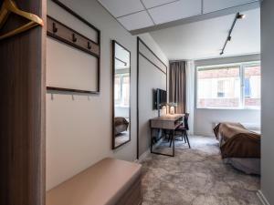 Posezení v ubytování Quality Hotel Saga + 37 fotografií
