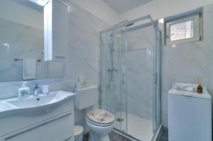 Kúpeľňa v ubytovaní Ivan apartman + 30 fotografií