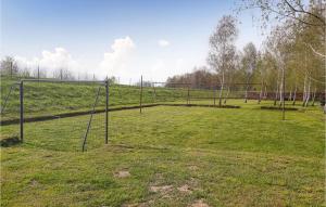 Vonkajšia záhrada v ubytovaní 1 Bedroom Beautiful Home In Gubin