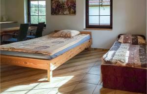 Posteľ alebo postele v izbe v ubytovaní 1 Bedroom Beautiful Home In Gubin