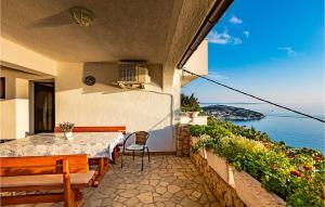 Příroda nedaleko apartmánu + 13 fotografií