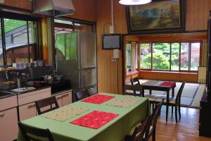 Η κουζίνα ή μικρή κουζίνα στο SunSunFujiyama