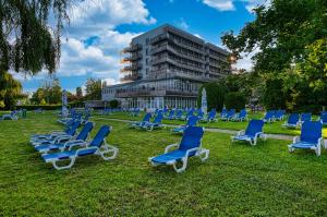 Vonkajšia záhrada v ubytovaní Világos Hotel Balatonvilágos