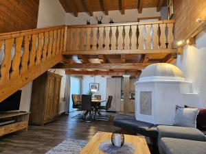 Posedenie v ubytovaní Landhaus Zirmhof