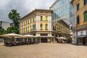 Το κτήριο όπου στεγάζεται  το διαμέρισμα