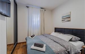 Posteľ alebo postele v izbe v ubytovaní Lovely Apartment In Blato With Wifi