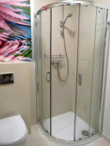 Kúpeľňa v ubytovaní Apartamenty Miku + 37 fotografií
