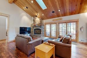 TV/trung tâm giải trí tại High Meadows Gem