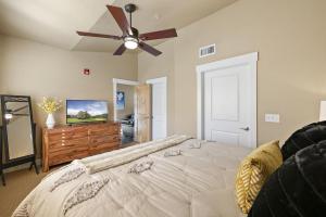 パークシティにあるThe Oslo Lux 3 bedroom with soaking tub and poolのギャラリーの写真 +30枚の写真