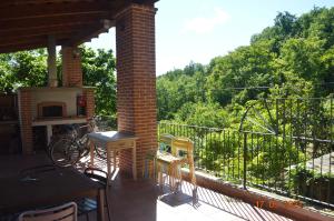 Balkón alebo terasa v ubytovaní B&B Cascina Bedria