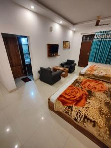 Afbeelding uit fotogalerij van Alaknanda Motel & Restaurant in Rudraprayāg