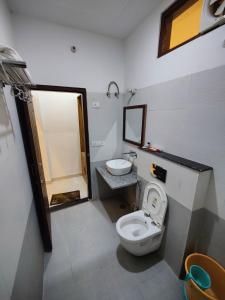 Afbeelding uit fotogalerij van Alaknanda Motel & Restaurant in Rudraprayāg +15 foto's