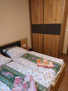 Postel nebo postele na pokoji v ubytování Apartmán Kurko1