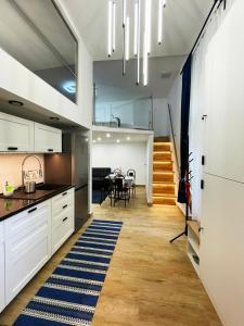 Kuchyň nebo kuchyňský kout v ubytování Victory Flat