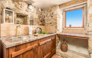 Fotografia z galérie ubytovania 3 Bedroom Cozy Home In Moscenicka Draga v destinácii Sveti Anton