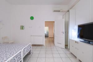 Μια τηλεόραση ή/και κέντρο ψυχαγωγίας στο Incanto