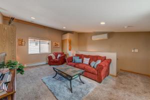Gallery image of Sunbeam Condo - Beautiful 2 Bedroom Stay by Beach in Pepin