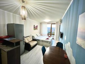 A seating area at Julia Vigo Panorama apartments