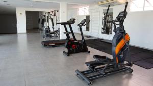 Fitness centrum a/nebo fitness zařízení v ubytování Pietro Angelo Hotel