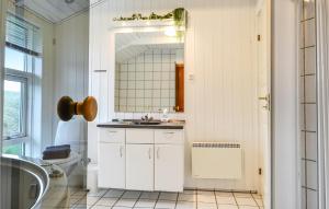 Fotografie z fotogalerie ubytování Holiday Home Bjerregårdsvej Vi v destinaci Bjerregård