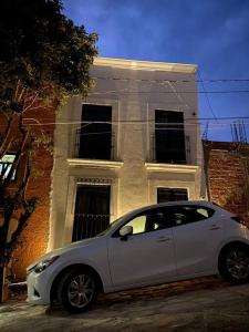 El edificio en el que está la casa vacacional