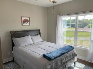 Fotografie z fotogalerie ubytování Palmetto Loop House v destinaci Elizabethtown