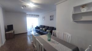 Μια τηλεόραση ή/και κέντρο ψυχαγωγίας στο Casa Emma Vinaròs