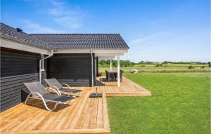 Aed väljaspool majutusasutust 4 Bedroom Stunning Home In Haderslev