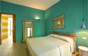 Posteľ alebo postele v izbe v ubytovaní Stunning Apartment In Porto Empedocle