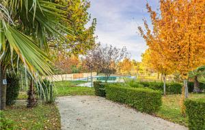 A garden outside Cozy Apartment In Valencia De Alcantara