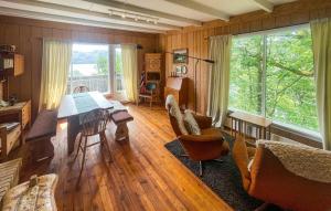 Gallery image of 4 Bedroom Stunning Home In Lyngdal in Lyngdal
