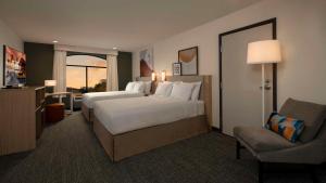 Spark By Hilton Houston Bush Intercontinental Airport客房内的一张或多张床位