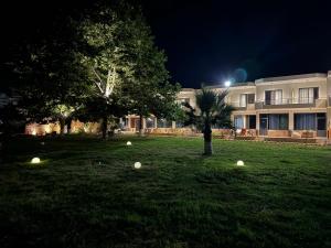 Κήπος έξω από το Orb Inn