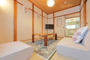 Gallery image of 無料 軽 コンパクトカー自動車駐車場付き 最大11名宿泊可能 最寄り駅徒歩5分 伝統の和スタイルHayado in Osaka