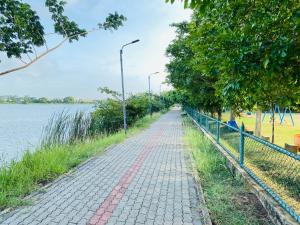 Gallery image of Echo Lake in Anuradhapura