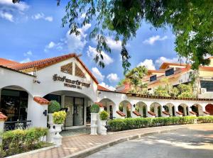a rendering of the front of a building at Dad D Resort by Lopburi Inn Resort in Lop Buri