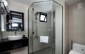 Koupelna v ubytování Hoang Long Hotel Phan Thiết