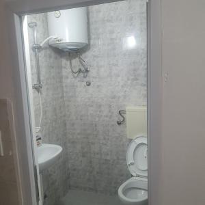 Φωτογραφία από το άλμπουμ του Apartmani Lalo Jankovic σε Sutomore