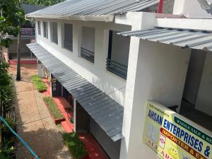 Bangunan di mana terletaknya hotel