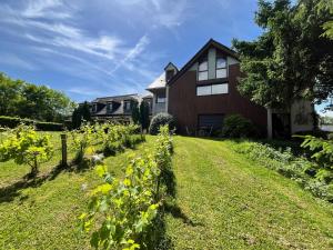 Zahrada ubytování Logis Auberge du Barrez