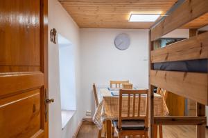 Fotografie z fotogalerie ubytování apartmán Karin v destinaci Rovensko pod Troskami
