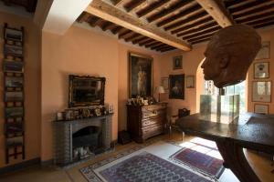 TV a/nebo společenská místnost v ubytování Al Porto Di Lucca B&B
