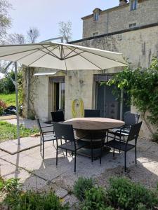 Gallery image of Gite at La Maison Forte in Montaut +59 photos