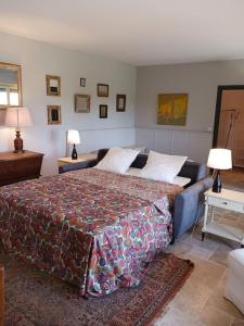 Кровать или кровати в номере Gite at La Maison Forte